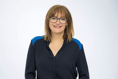 Suzanne Phillips