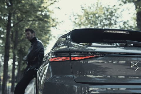 ds4 e-tense
